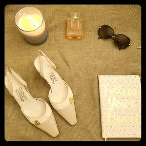 ✨Salvatore Ferragamo slingbacks